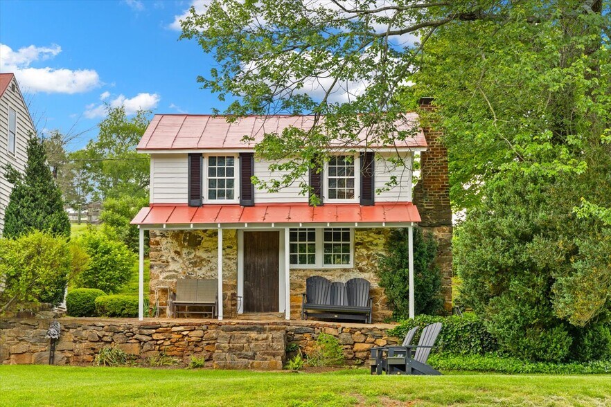 More Photos Of 1830 Thrift Rd, Madison Winery Vineyard For Sale