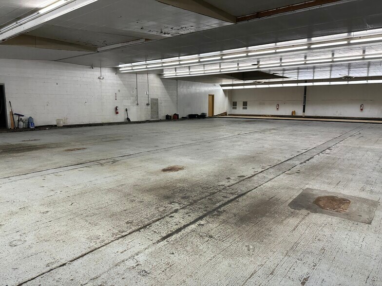 More Photos Of 625 N Main St, Pocatello Warehouse For Sale