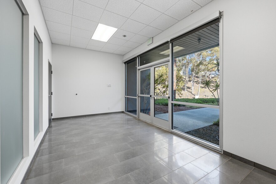 More Photos Of 9170-9190 Camino Santa Fe, San Diego Light Manufacturing For Sale