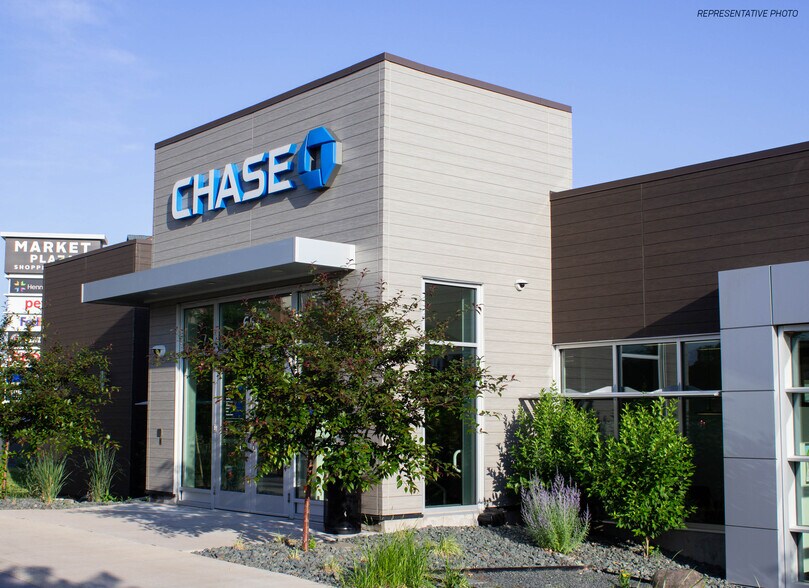 More Photos Of 330 Sunrise Hwy, Valley Stream Bank For Sale