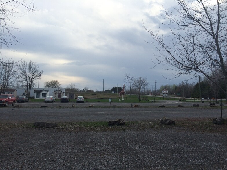 More Photos Of 6336 Fallowfield Rd, Ottawa Land For Lease
