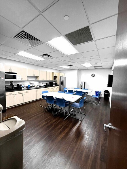 More Photos Of 1901 W Cypress Creek Rd, Fort Lauderdale Office For Lease