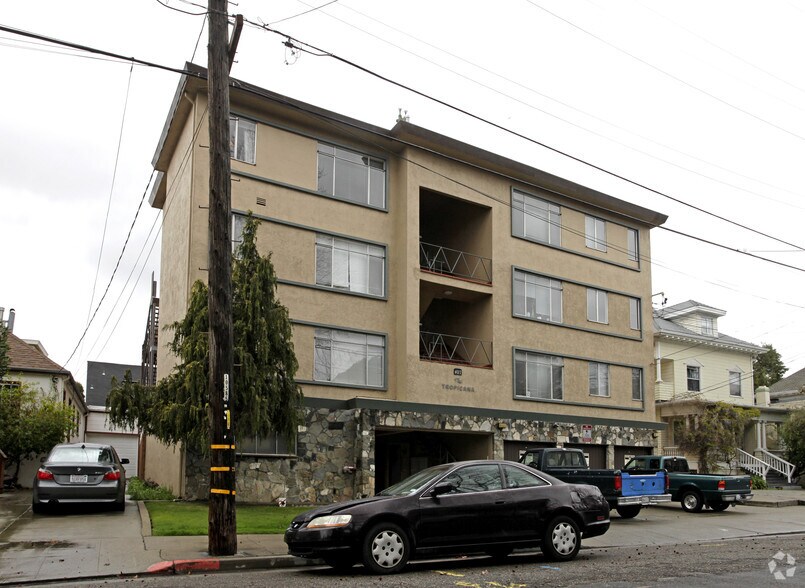 More Photos Of 407 Vernon St, Oakland Apartments For Sale