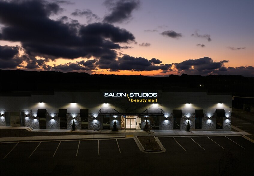 More Photos Of 3338 Trickum Rd, Woodstock Storefront Retail Office For Lease
