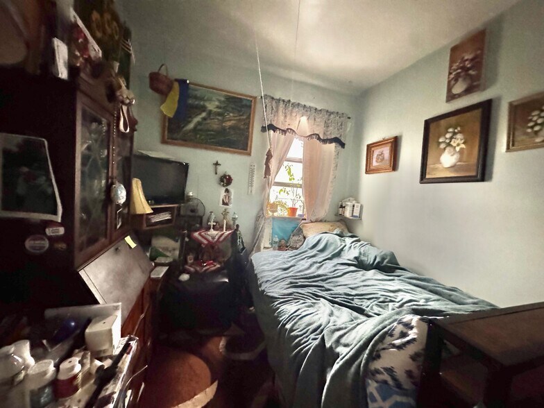 More Photos Of 159 Tehama St - 1239 36th St - 1243 36th St, Brooklyn Apartments For Sale