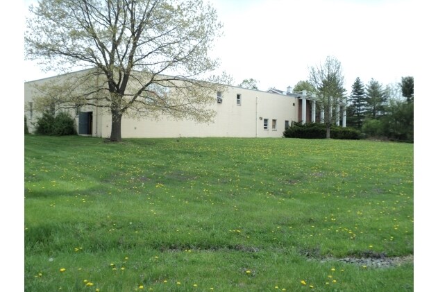 More Photos Of 1384 Yardville Hamilton Square Rd, Hamilton Manufacturing For Sale