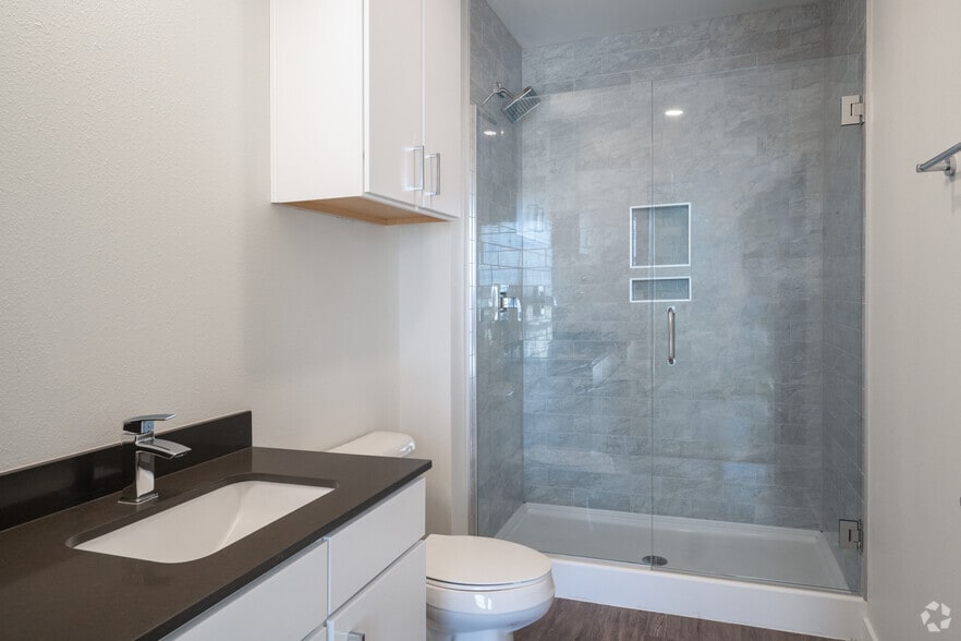 More Photos Of 2520 Wewatta Way, Denver Apartments For Lease