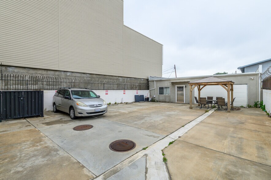 More Photos Of 846 E Valley Blvd, San Gabriel Freestanding For Sale