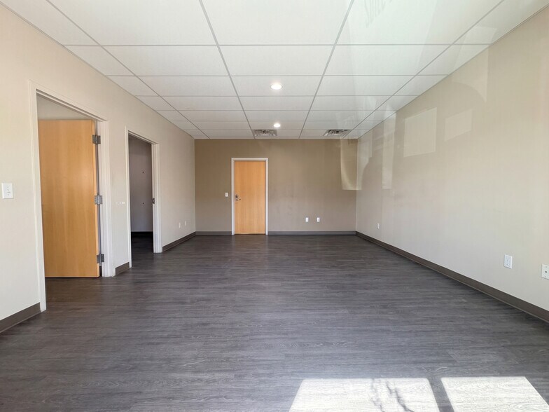 More Photos Of 1471 W 1250 S, Orem Research And Development For Lease