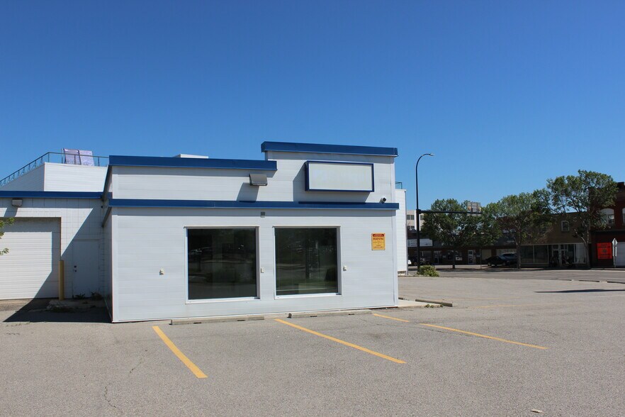 More Photos Of 5214 Gaetz Ave, Red Deer Auto Dealership For Sale