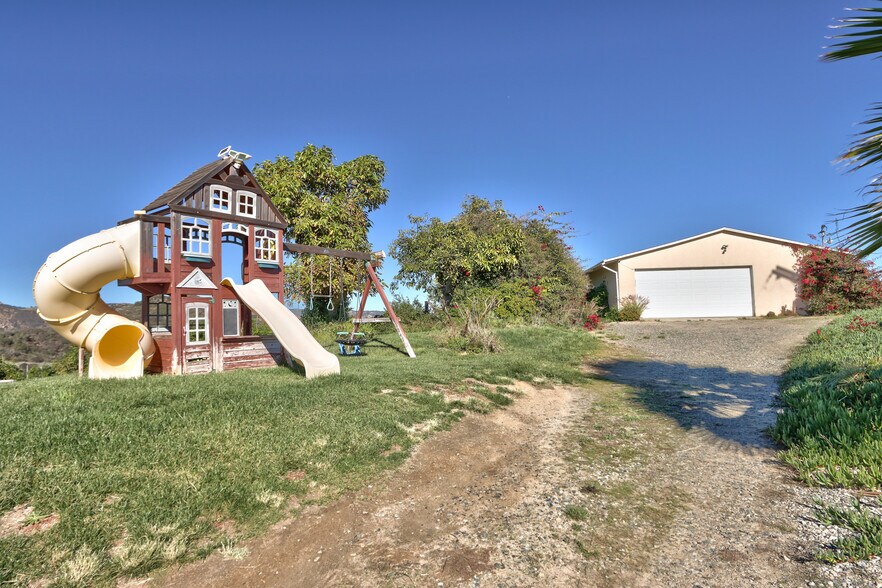 More Photos Of 40390 Ross Rd, Fallbrook Land For Sale