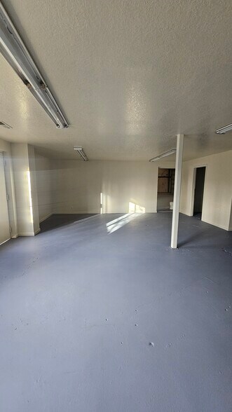 More Photos Of 2000 Auction Rd, Fallon General Retail For Lease