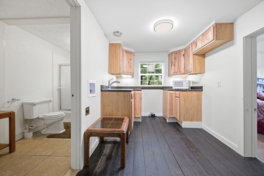 More Photos Of 3385 US Highway 321 S, Blowing Rock Office Residential For Sale