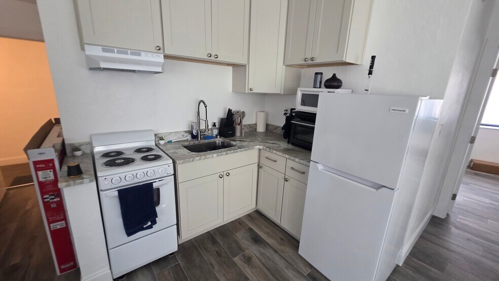 More Photos Of 117 N 5th St, Fort Pierce Office Residential For Sale