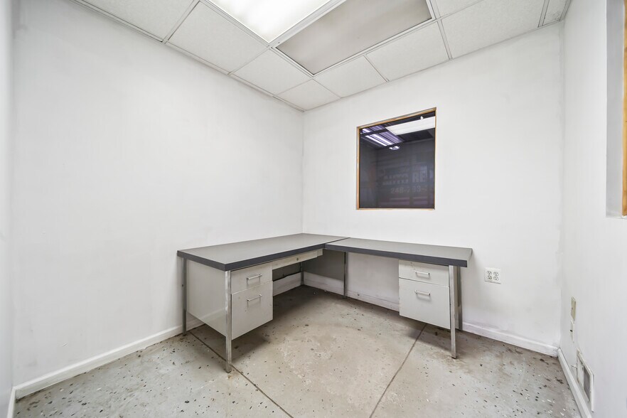 More Photos Of 105 S Ortonville Rd, Ortonville Freestanding For Sale