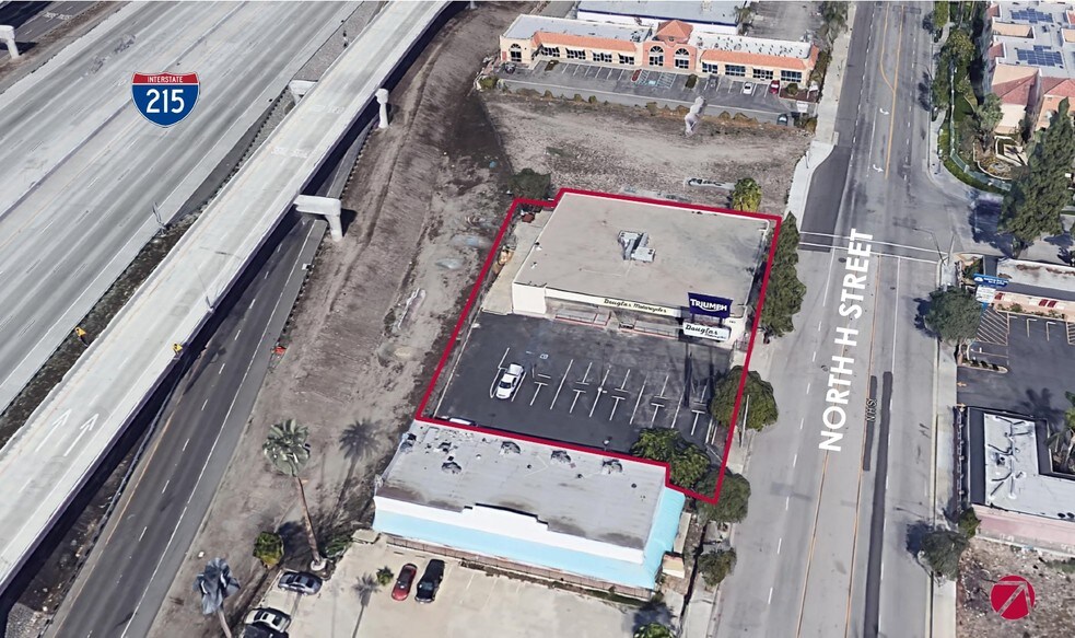 More Photos Of 390 N H St, San Bernardino Showroom For Sale