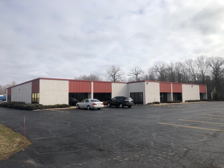 More Photos Of 2416 Industrial Dr, Neenah Unknown For Lease