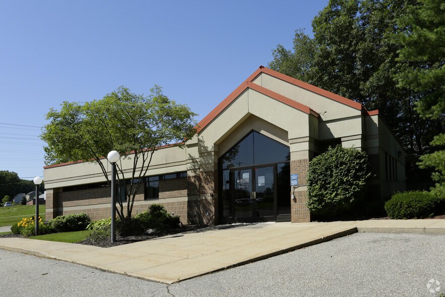 More Photos Of 5171 Plainfield Ave NE, Grand Rapids Medical For Sale