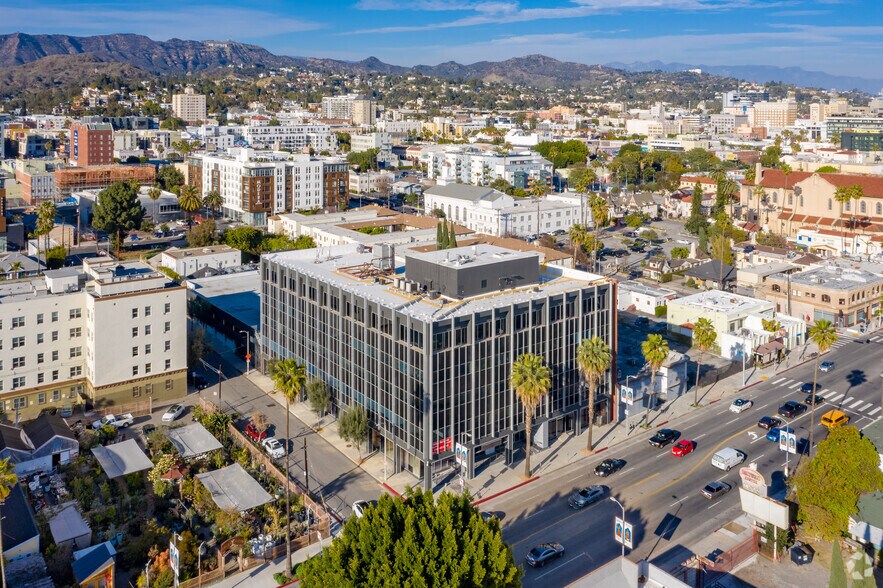 More Photos Of 6725 W Sunset Blvd, Los Angeles Office For Lease