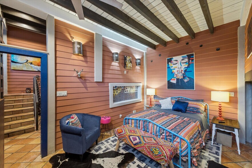 More Photos Of 614 Pine Gully Rd, Seabrook Apartments For Sale