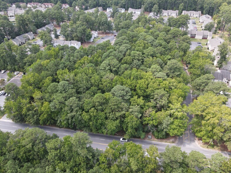 More Photos Of 0 E Arlington Blvd, Greenville Land For Sale