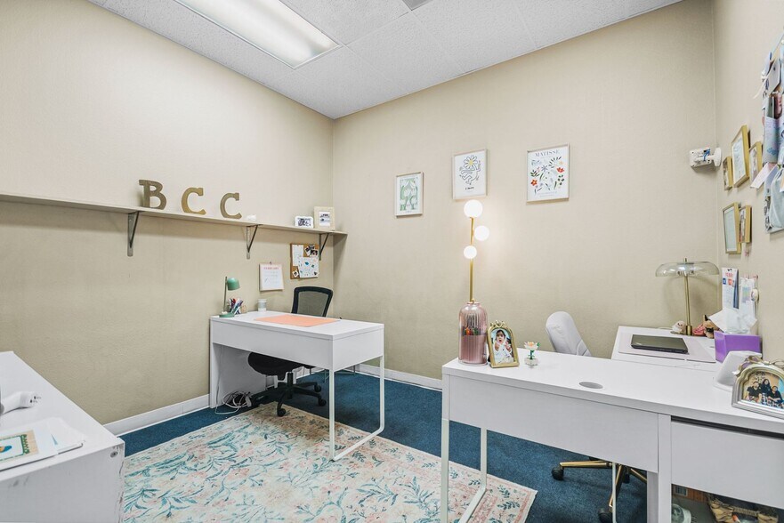 More Photos Of 14235 Blanco Rd, San Antonio Office For Sale