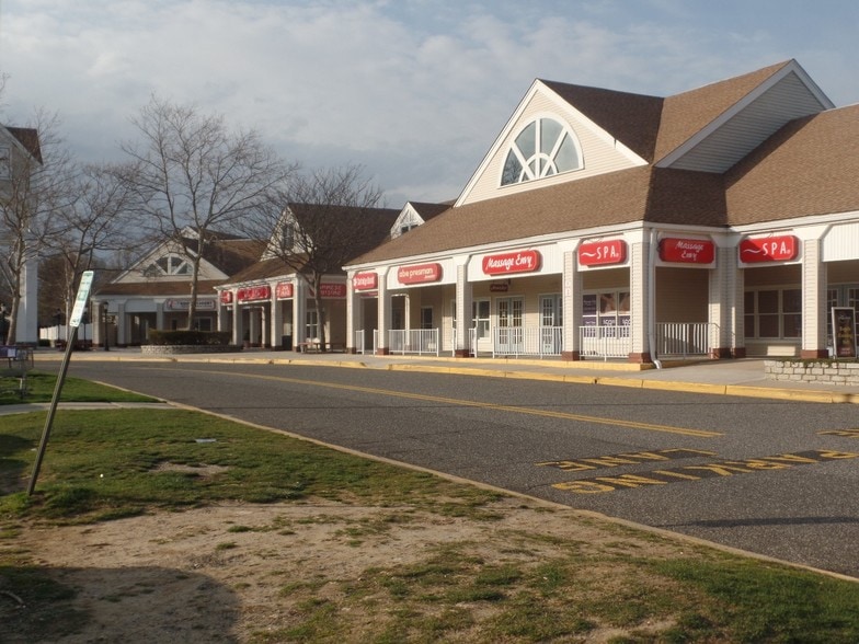 More Photos Of 1a Village Center Dr, Freehold Unknown For Lease