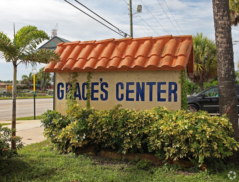 More Photos Of 1901-1949 NW 2nd Ave, Boca Raton Unknown For Lease