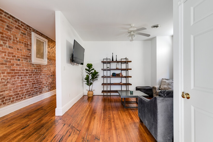 More Photos Of 2523 W Main St, Richmond Storefront Retail Residential For Sale