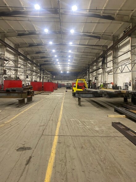 More Photos Of 170 SW 2nd St, Loveland Warehouse For Sale