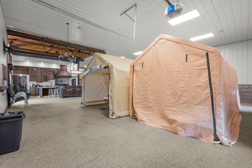 More Photos Of 90917 240th St, Austin Light Distribution For Sale