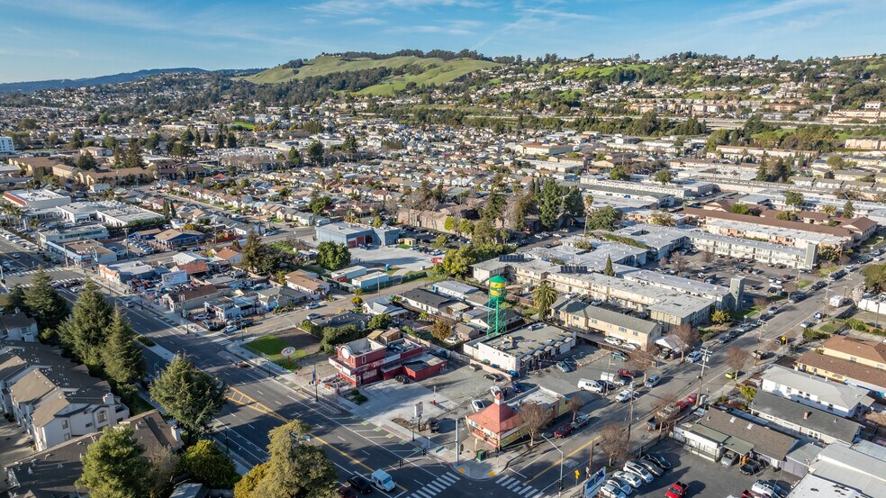 More Photos Of 1411-1413 165th Ave, San Leandro Convenience Store For Sale