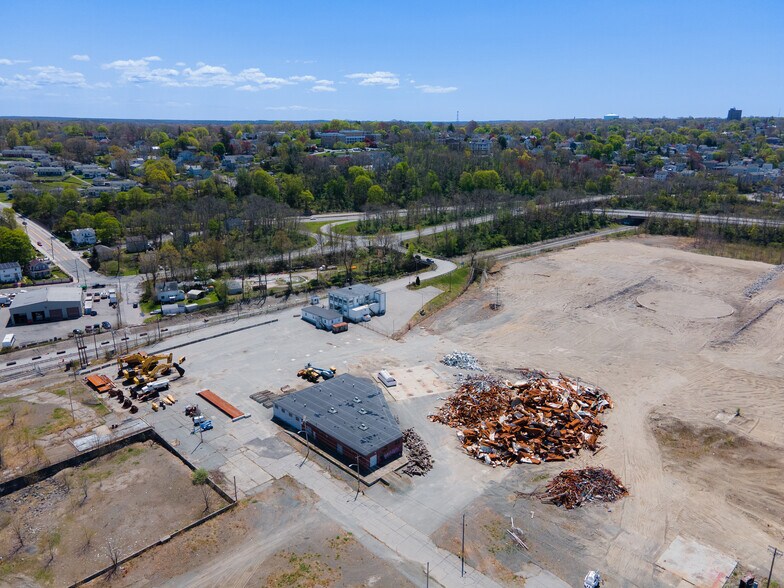 More Photos Of 1 New St, Fall River Land For Lease