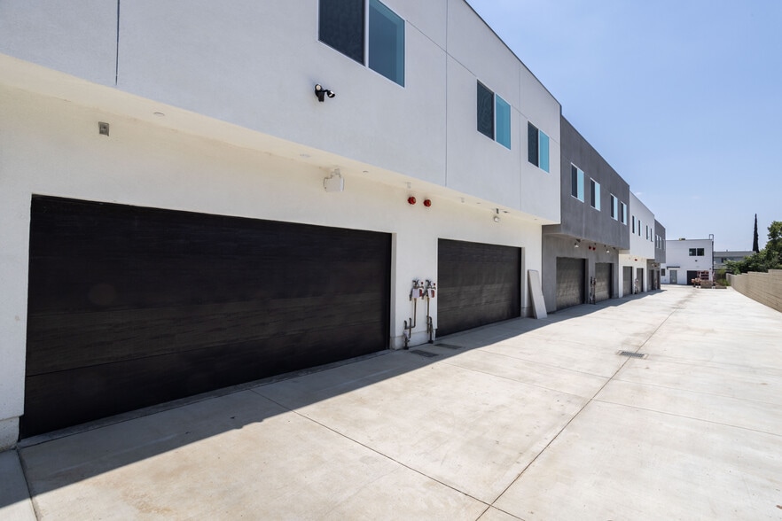 More Photos Of 12647-12649 N Bradley Ave, Sylmar Apartments For Sale