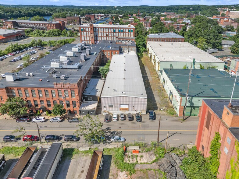 More Photos Of 28 Appleton St, Holyoke Warehouse For Lease