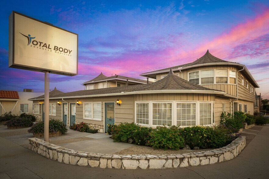 Primary Photo Of 918 S Cabrillo Ave, San Pedro Apartments For Sale