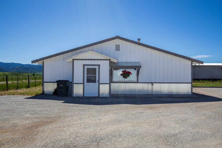 More Photos Of 1357 S Muddy String Rd, Thayne Manufactured Housing Mobile Home Park For Sale
