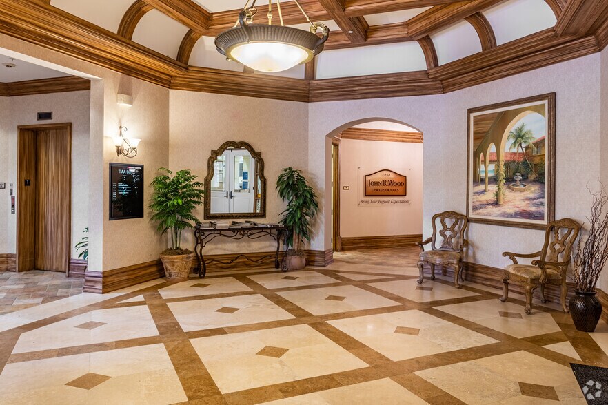 More Photos Of 1185 Immokalee Rd, Naples Office For Lease