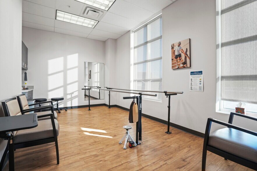 More Photos Of 1210 Gemini Pl, Columbus Medical For Lease