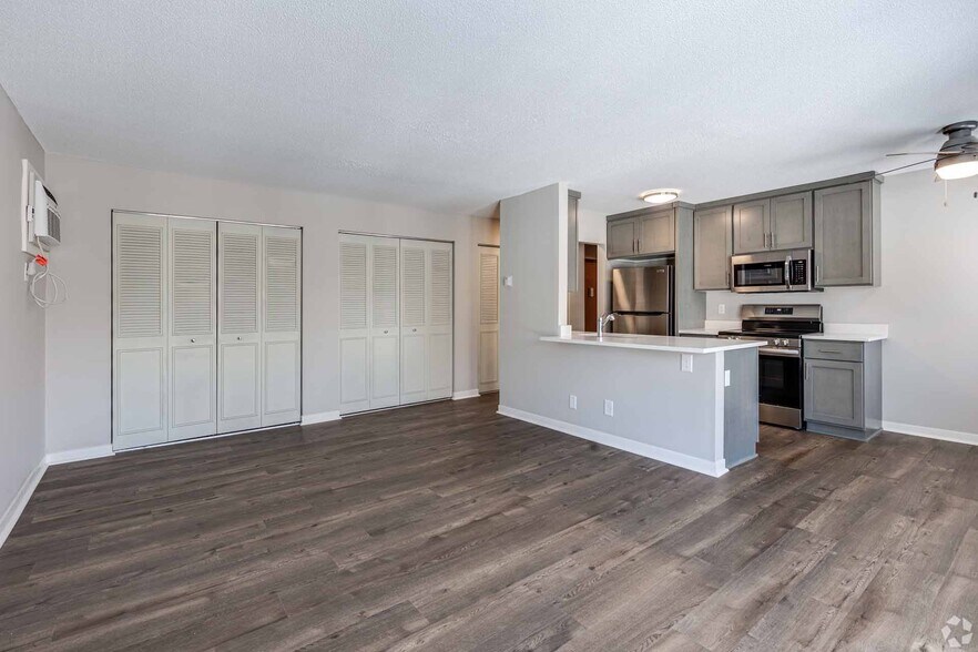 More Photos Of 2050 7th Ave E, North Saint Paul Apartments For Sale