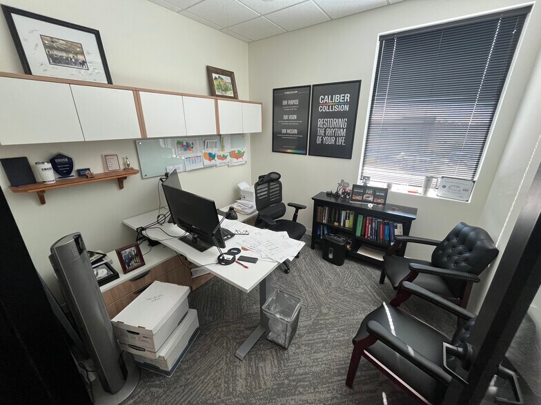 More Photos Of 4317 Marsh Ridge, Carrollton Showroom For Sale