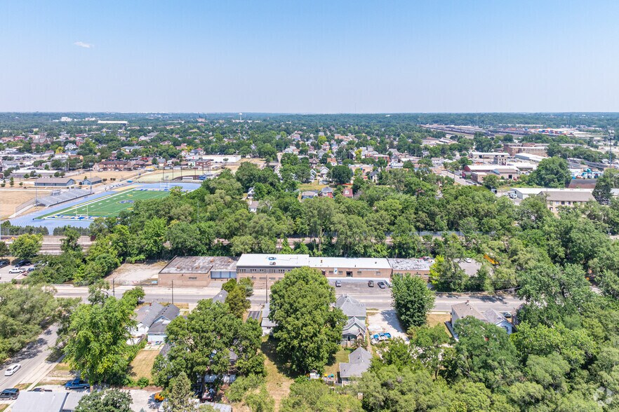 Primary Photo Of 603 E Washington St, Joliet Warehouse For Lease