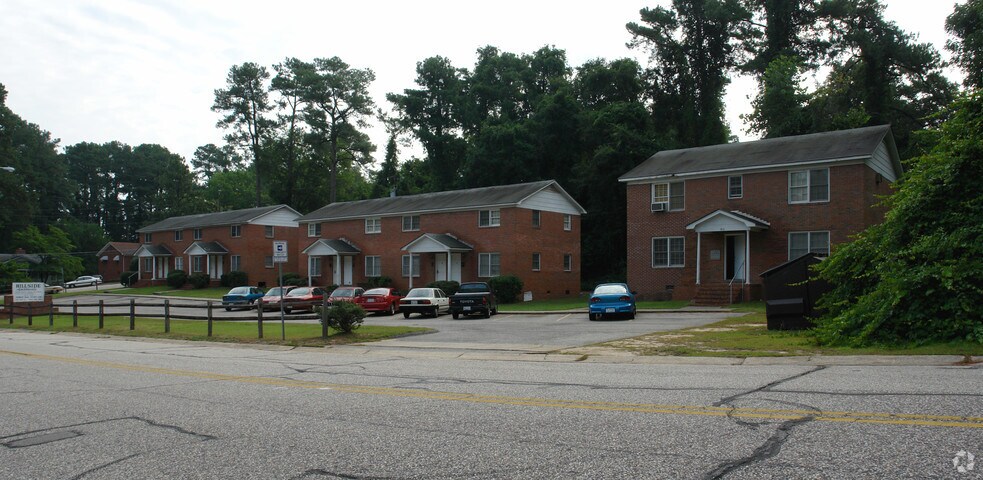 More Photos Of 812-830 Pilot Ave, Fayetteville Multifamily For Sale