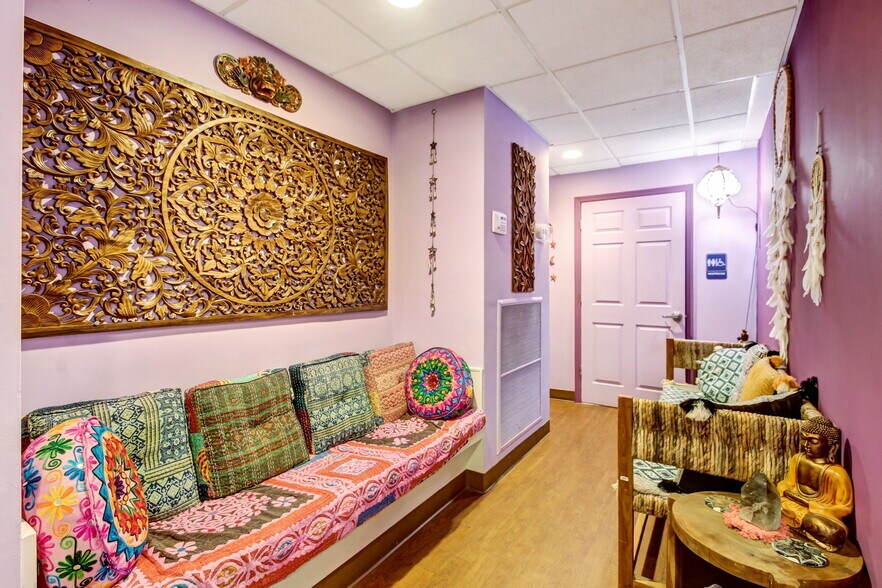 More Photos Of 1503 Oak St, Jacksonville Medical For Sale