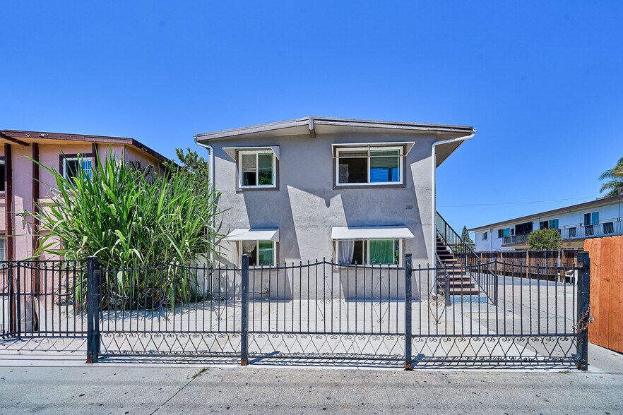 More Photos Of 2001 W Myrtle St, Santa Ana Apartments For Sale