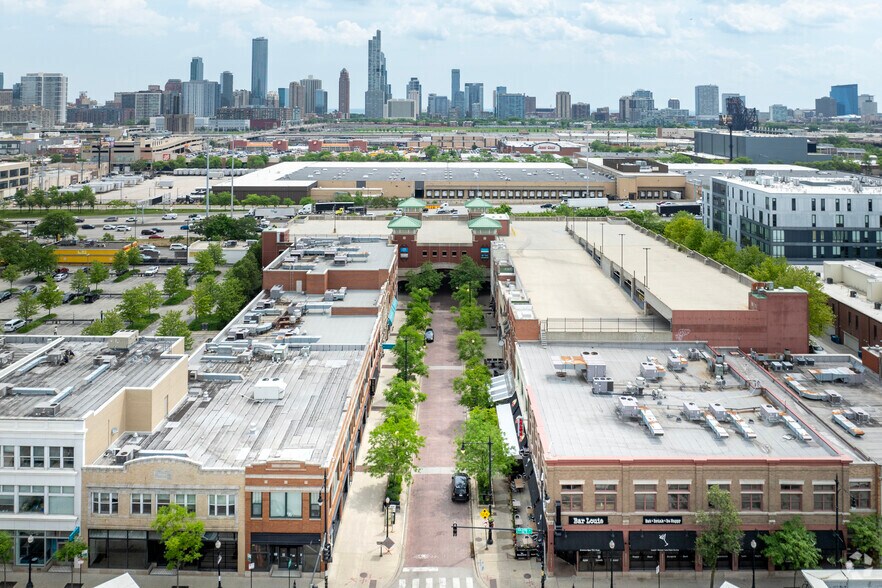 More Photos Of 1252-1322 S Halsted St, Chicago Unknown For Lease