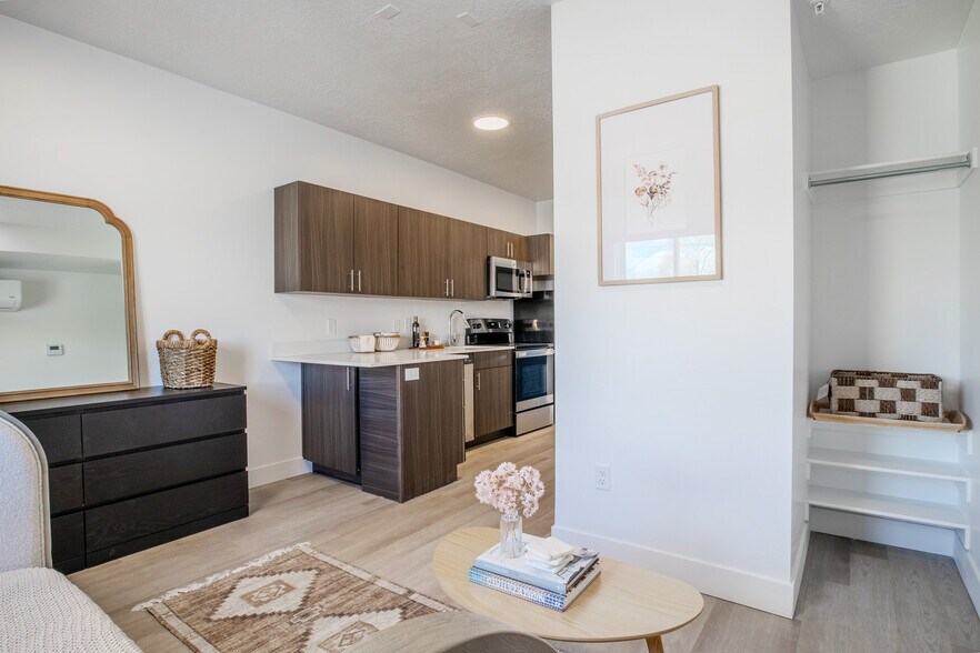 More Photos Of 230 S State St, Clearfield Apartments For Sale