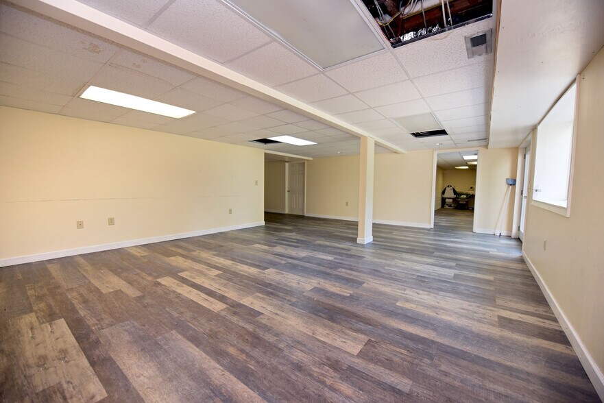 More Photos Of 10 Deer Crossing Trl, Blairsville Office For Lease