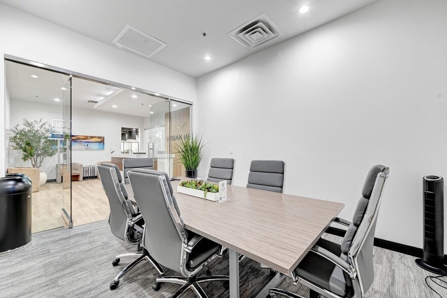 More Photos Of 9580 W Sahara Ave, Las Vegas Office For Sale