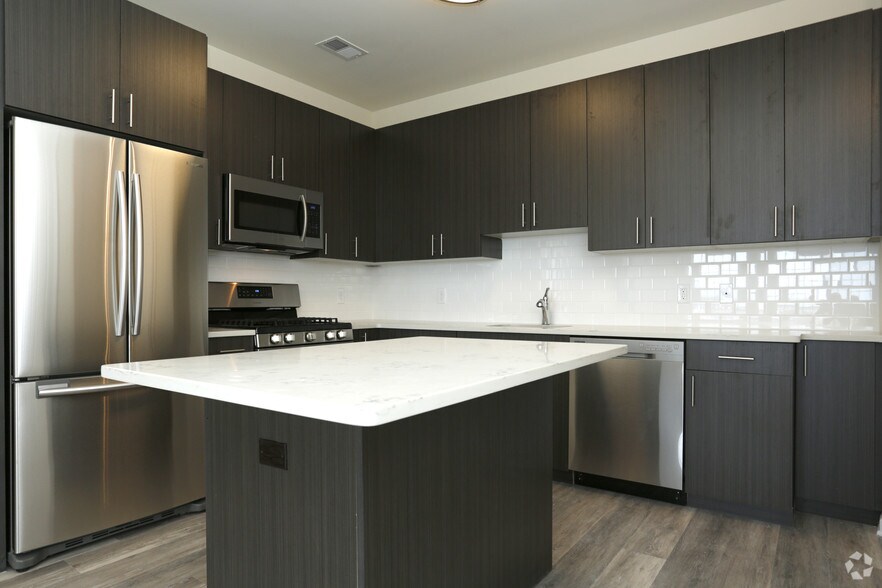 More Photos Of 2 Hennessey Blvd, Atlantic Highlands Coworking Space